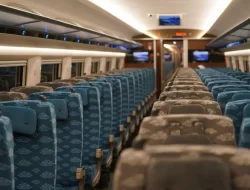 Bantal Whoosh Hilang, KCIC Kantongi Data Pelaku Lewat 44 CCTV Di Kereta.