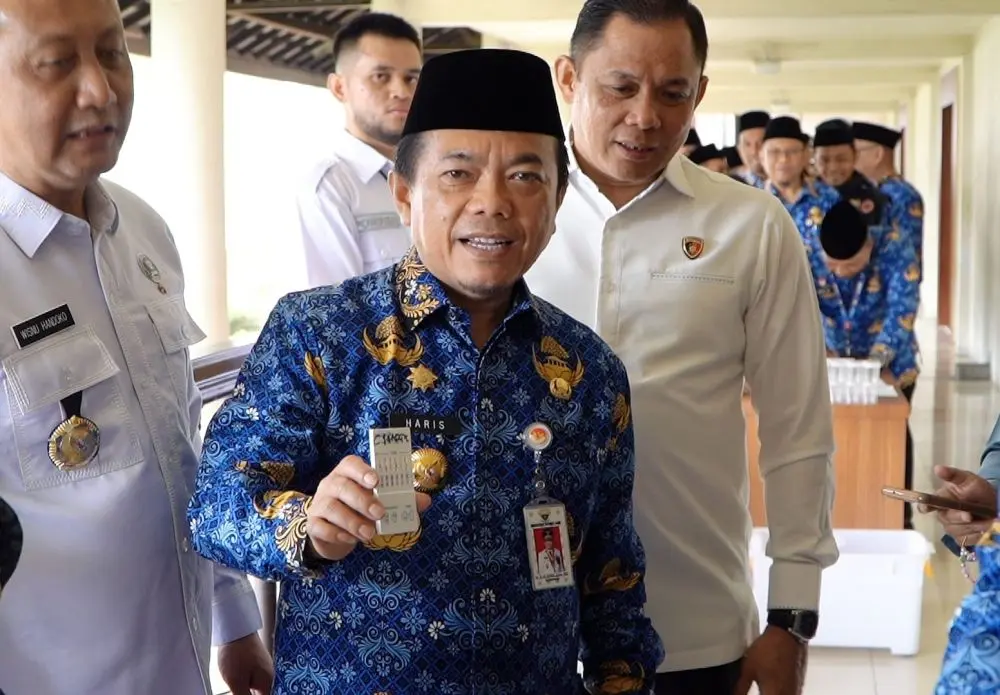Seluruh Pejabat Pemprov Jambi Lakukan Test Urine