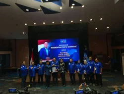 AHY Serahkan Rekomendasi Ke Kandidat Maulana-Diza