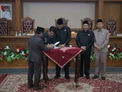 Rapat Paripurna DPRD Kabupaten Muaro Jambi Penyampaian KUA PPAS Tahun 2024