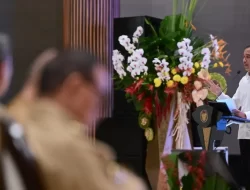 Presiden Jokowi ke Kepala Daerah: Jaga Daya Beli Rakyat dan Pastikan Keamanan Pilkada Serentak