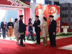 Presiden Jokowi Kenakan Pakaian Adat Demang Betawi di Sidang Tahunan MPR 2024