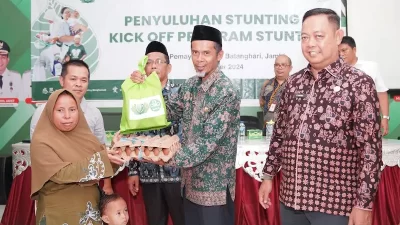 Sekda Batang Hari Buka Penyuluhan dan Kick Off Program Stunting