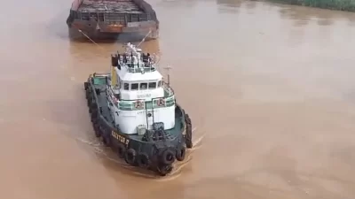 Polda Jambi Selidiki Kasus Tongkang Batubara Serempet Tiang Aurduri 1