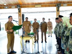 Bupati Batanghari Kukuhkan ASTEKSI dan Serahkan Sertifikat Kompetensi TKK 2024