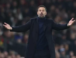 Van Nistelrooy Lampaui Ten Hag, MU Gilas Leicester 5-2 di Carabao Cup