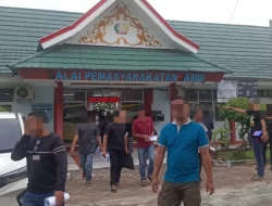 Suasana Haru Warnai Pembebasan Bersyarat 36 Klien Bapas Jambi