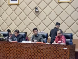 Ketua DPRD Jambi Gelar RDPU Bersama Komisi V, Berharap Aspirasi Segera Ditindaklanjuti