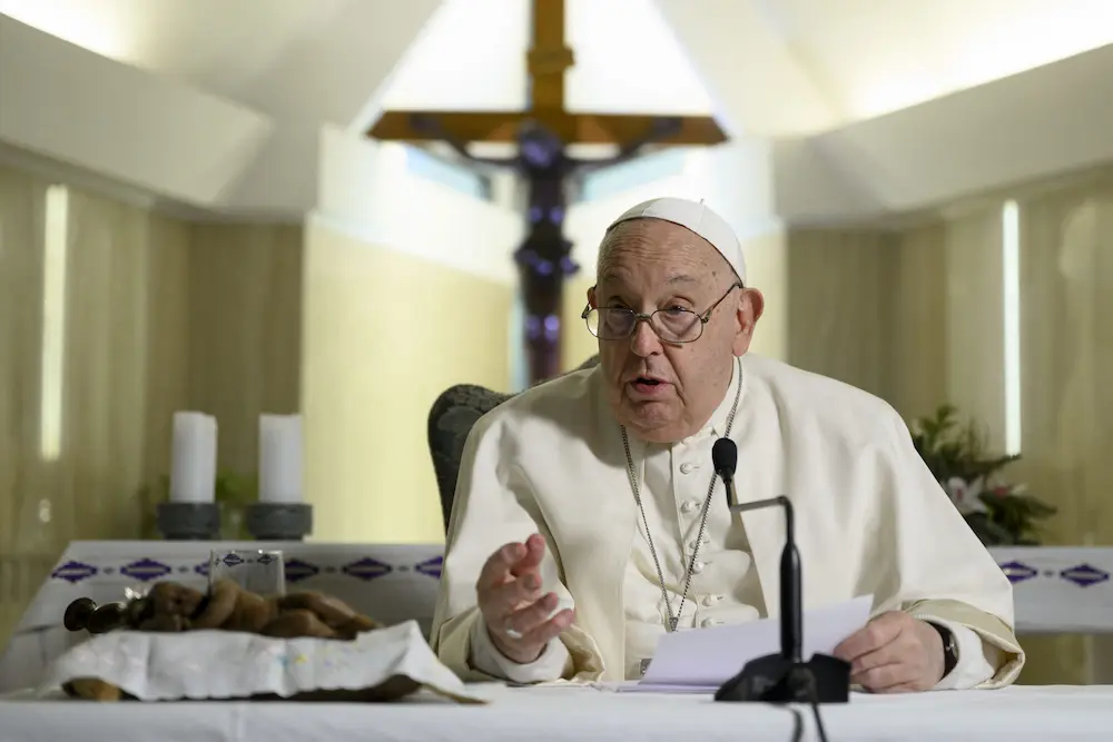 image via (Photo by Handout / VATICAN MEDIA / AFP)