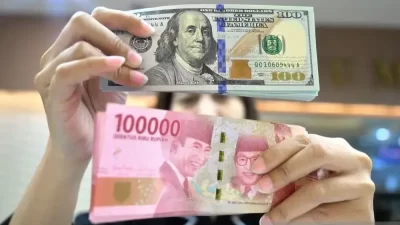 Rupiah Anjlok ke Level Terlemah Sejak Akhir Juli 2024