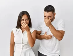 Penelitian: Kentut di Depan Pasangan Bisa Perkuat Hubungan Cinta