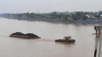 Pemprov Jambi Hentikan Sementara Angkutan Batu Bara Lewat Sungai