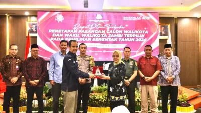 Pj Wali Kota Jambi Hadiri Penetapan Pasangan Terpilih Pilkada 2024