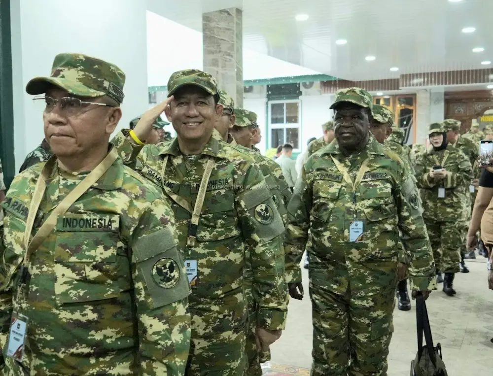Bupati Kabupaten Muaro Jambi Bambang Bayu Suseno Mengikuti Kegiatan Orientasi Kepala Daerah atau Retret (Retreat) di Akademi Militer