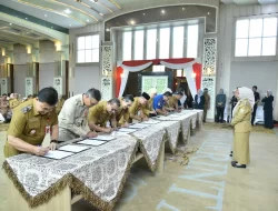 Pemkot Jambi Teken Perjanjian Kinerja 2025 bersama OPD