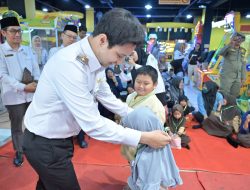 Wawako Diza Buka Wisata Belanja 100 Anak Yatim dan Dhuafa