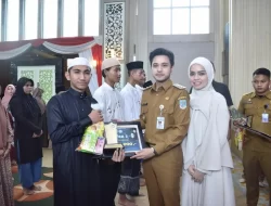 Baznas dan TP PKK Kota Jambi Berikan Bantuan kepada 750 Anak Yatim dan Dhuafa