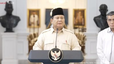 Sah! Prabowo Minta Gojek-Grab Beri Bonus Lebaran Untuk Ojol