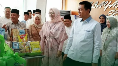 Bupati Batanghari Kunjungi Pasien RSUD Hamba di Hari Raya Idul Fitri