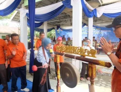 Ketua TP PKK Muaro Jambi Dukung Bakat Siswa SMP di O2SN-FLS2N