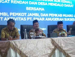 Wakil Bupati Muaro Jambi Menghadiri Audiensi Perwakilan Warga Kelurahan Aur Duri Kenali Soal Stockpile