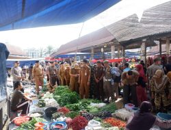 Bupati Muaro Jambi Sidak Pasar Sengeti Jelang Lebaran 1447 H
