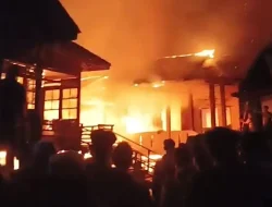 Kebakaran Hebat di Arab Melayu, Lima Rumah Hangus Dilalap Api