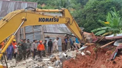 Tangis Pecah di Empelu, Bocah 11 Tahun Jadi Korban Longsor