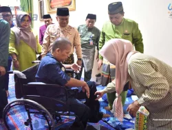 Datangi Rumah Warga Stroke, Maulana Bawa Kursi Roda dan Harapan