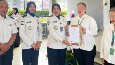 Dua WBP Lapas Perempuan Jambi Terima Remisi Waisak 2026
