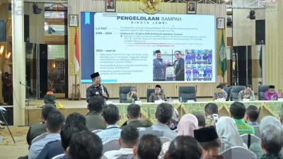 Dialog Publik, Pemkot Jambi Evaluasi Transformasi Pengelolaan Sampah